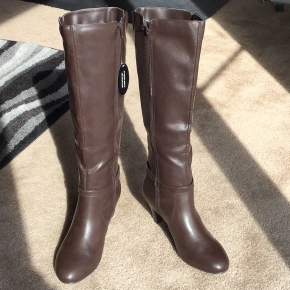 10M Karen Scott Brown Leather Boots - Picture 3 of 8